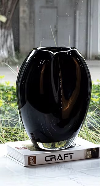 Flat Crystal Coast Flower Vase