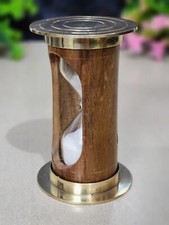 Lumina Hourglass