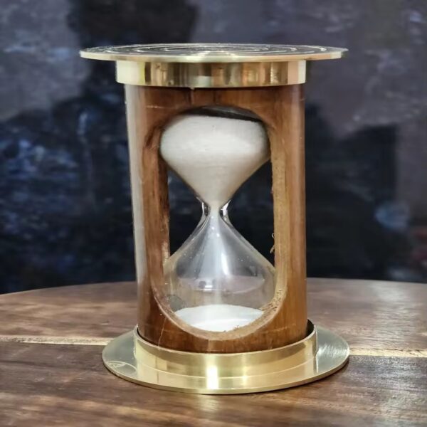 Lumina Hourglass