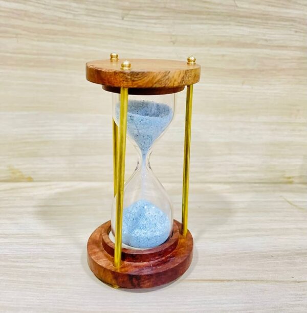 Regal Hourglass